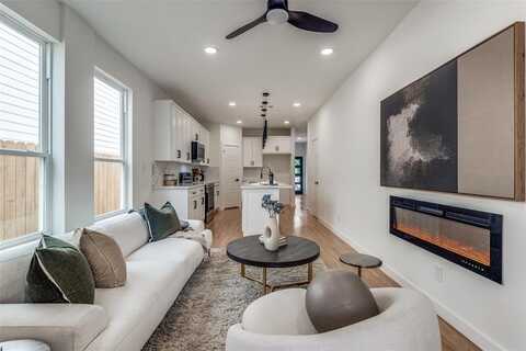 2321 Budd Street, Dallas, TX 75215