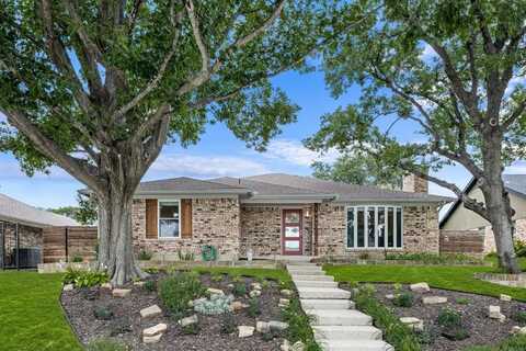 1949 E Branch Hollow Drive, Carrollton, TX 75007