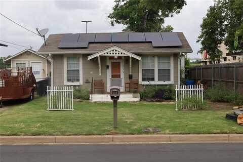 806 W Chambers Street, Cleburne, TX 76033