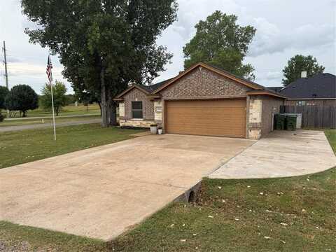 3810 Pine Circle, Granbury, TX 76048
