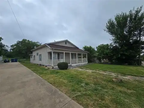 212 E 4th Street, Keene, TX 76059