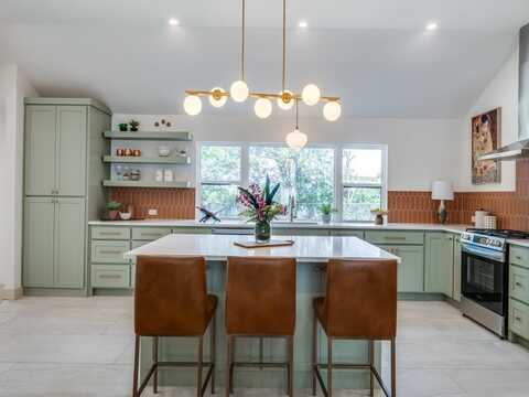 9518 Michael Lane, Dallas, TX 75228