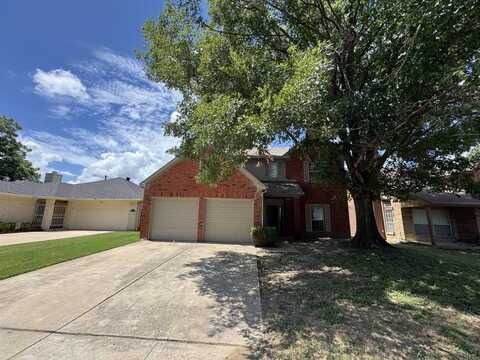 10205 Long Rifle Drive, Fort Worth, TX 76108