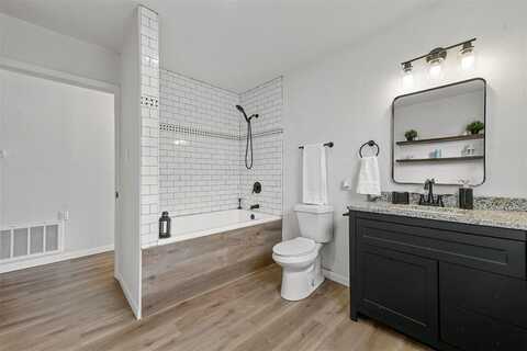 1830 San Antonio Street, Grand Prairie, TX 75051