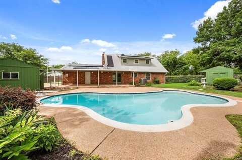 404 Mustang Drive, Saginaw, TX 76179