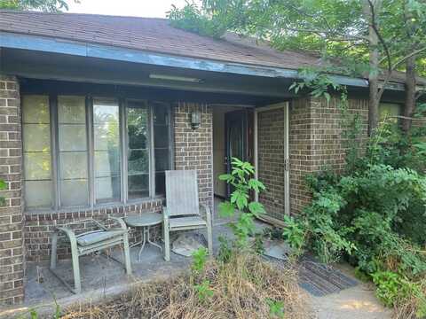 7442 County Road 4812, Commerce, TX 75428