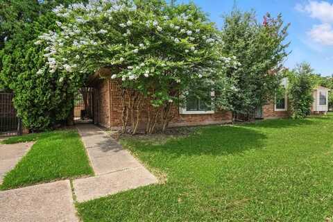 2567 Summit Lane, Dallas, TX 75227