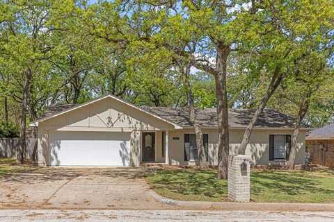 6813 Shadydale Drive, North Richland Hills, TX 76182