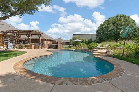 2033 Gentle Springs Drive, Joshua, TX 76058