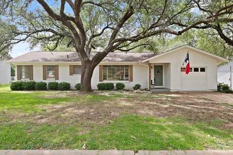 1211 Greenbriar Lane, Cleburne, TX 76033