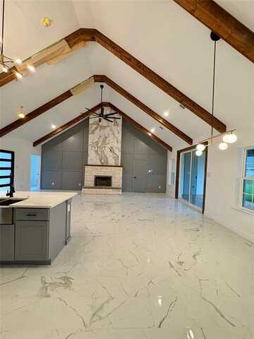 1002 Stone Hill Street, Mount Pleasant, TX 75455