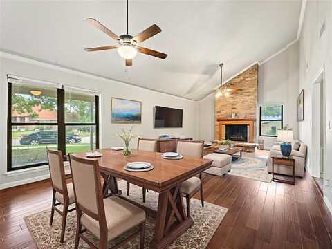108 Woodrow Circle, Little Elm, TX 75068
