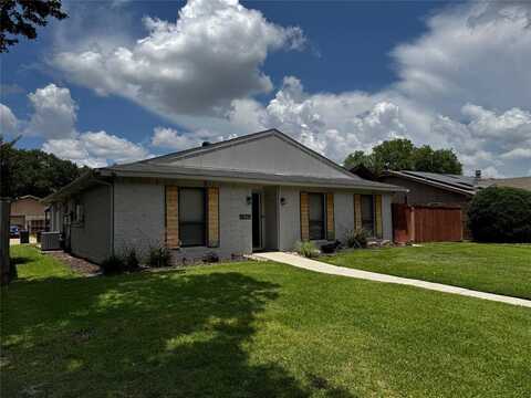 1029 Cross Bend Road, Plano, TX 75023