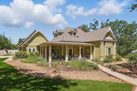 326 W Liberty Street, Pilot Point, TX 76258