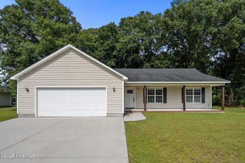 112 Fodder Drive, Hubert, NC 28539