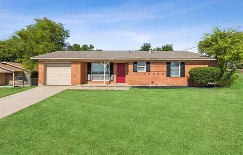 4600 Rushwood Court, Fort Worth, TX 76135