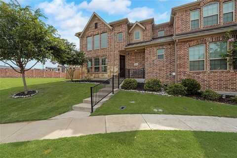 833 Ben Lane, Lewisville, TX 75056