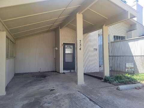 734 Sceptre Circle, Garland, TX 75043