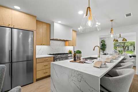 4408 Thunder Road, Dallas, TX 75244