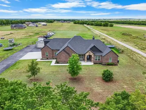 12555 Flow Road, Krum, TX 76249