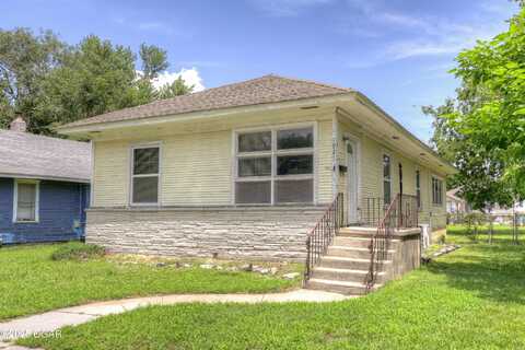 1921 S Porter Avenue, Joplin, MO 64804