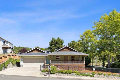 3740 SE Spyglass Ridge Drive, Lincoln City, OR 97367