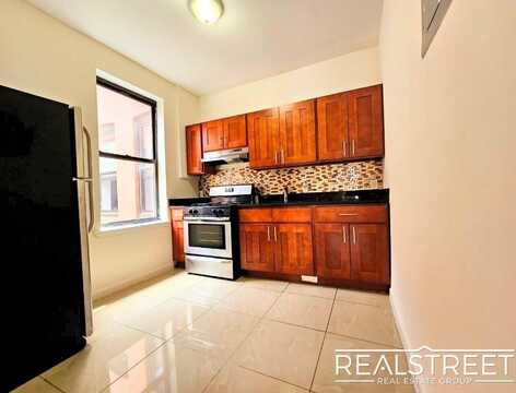 28 Macdougal St, BROOKLYN, NY 11233