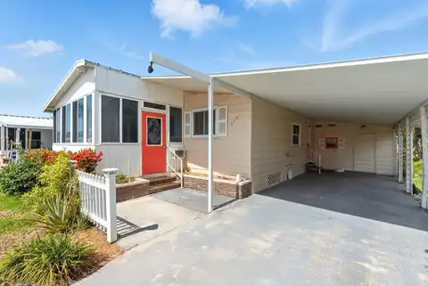 4721 10th St Court E, Bradenton, FL 34203