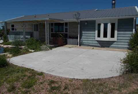 370 Country Club Road, Chadron, NE 69337