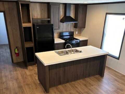 2101 SW 38th Street, Lawton, OK 73505