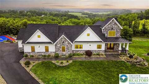 176 Fenstermacher Road, Greenwich Twp, PA 19530