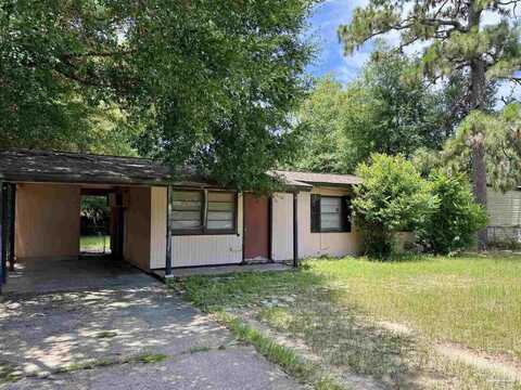 4680 Oakland Dr, Pensacola, FL 32526