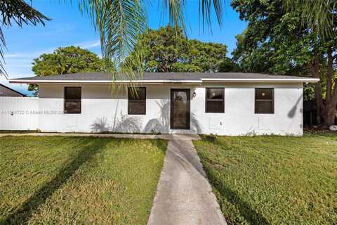 324 SW 16th Ter, Homestead, FL 33030