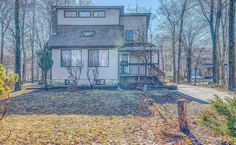 4623 Burnside Drive, Tobyhanna, PA 18466
