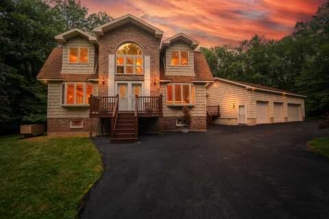 2173 Tuscarora Drive, Pocono Lake, PA 18347