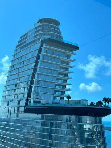 300 Biscayne Boulevard, Miami, FL 33131