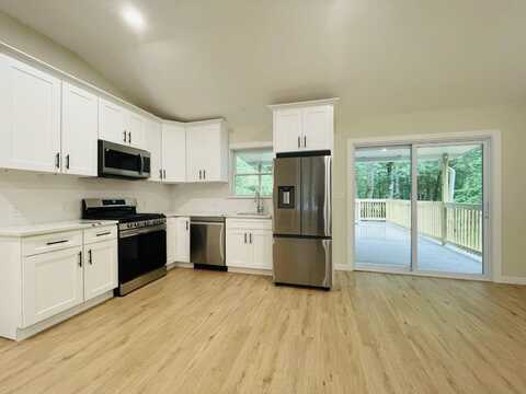114 Brewster Way, East Stroudsburg, PA 18301