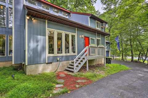348 Fernwood Drive, East Stroudsburg, PA 18301