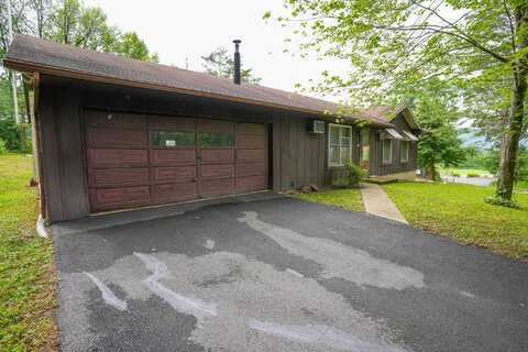 609 Mill Street, Palmerton, PA 18071