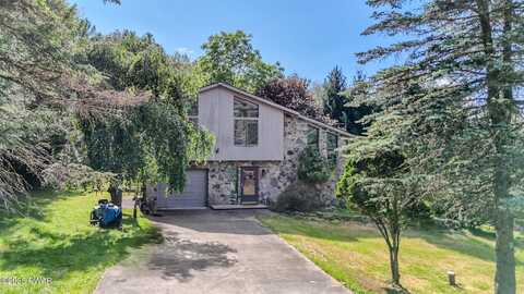 20 Clemen V Muller Street, Beach Lake, PA 18405