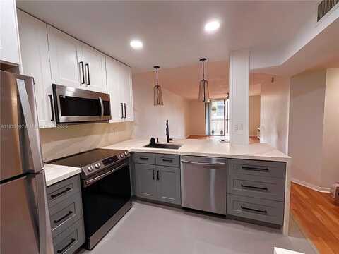10501 W Broward Blvd, Plantation, FL 33324
