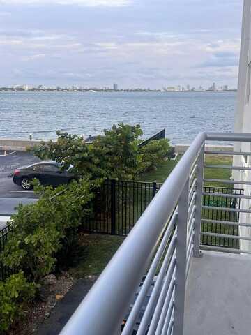 1880 S Treasure Dr, North Bay Village, FL 33141