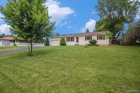 5511 Wakefield Road, Grand Blanc, MI 48439