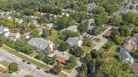 841 Bloomfield Village Boulevard, Southfield, MI 48326
