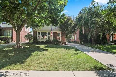 324 Fisher Road, Grosse Pointe Farms, MI 48230