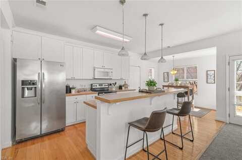 5716 Chesapeake Boulevard, Norfolk, VA 23513