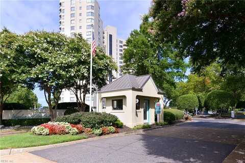 7505 River Road, Newport News, VA 23607