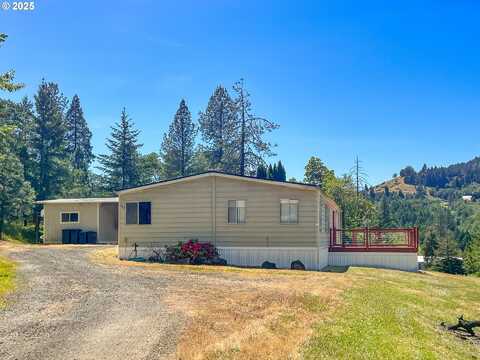 283 HAWKEYE LN, Roseburg, OR 97471