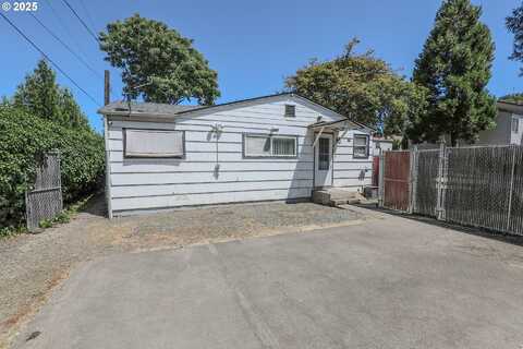 520 W UMPQUA ST, Roseburg, OR 97471