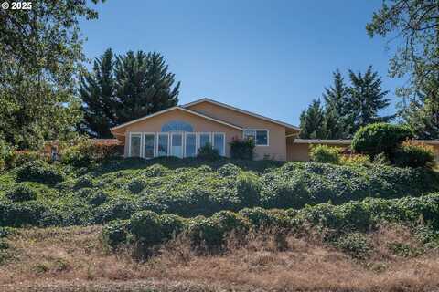 146 AKER DR, Myrtle Creek, OR 97457
